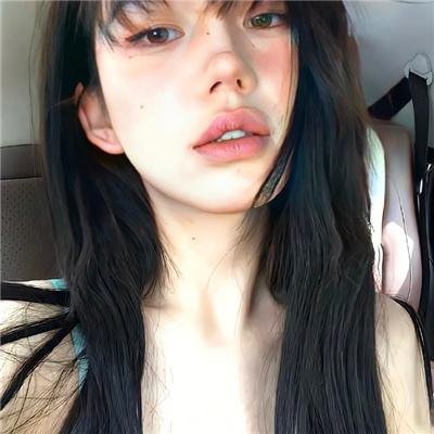 乳房与月亮